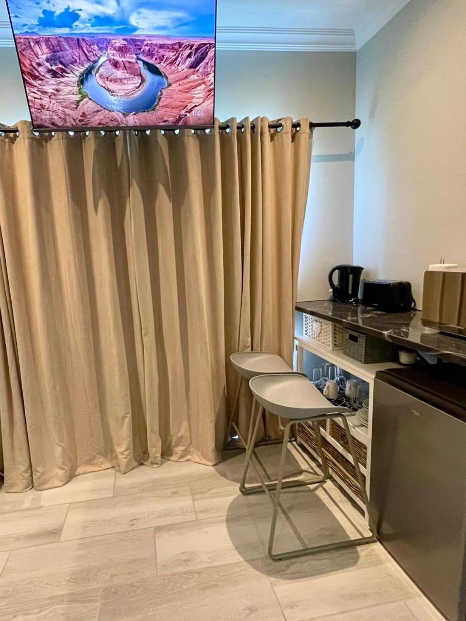 Ferienwohnung Tehillah On Boom Bothasig Exterior foto